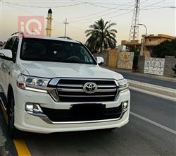 تۆیۆتا لاند کروزەر